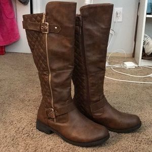 BROWN RIDING BOOTS SIZE 10